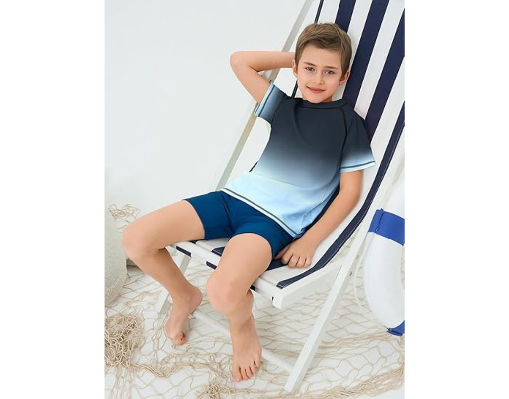 Haloumoning Boys Gradient Rash Guard Swim Shirt Short Sleeve UPF+ 50 Sun Shirts for Kids Rashguard Water Shirts